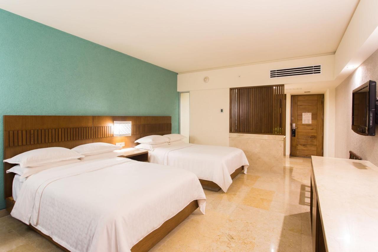 Guest room 2 Double Deluxe view Ocean view Mid floor