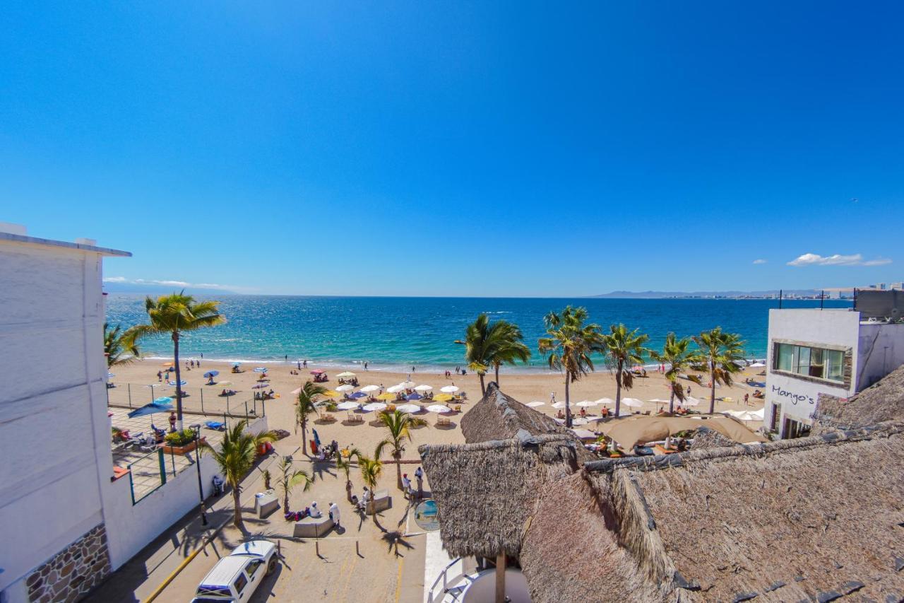One-Bedroom Apartment Ocean View Balcony