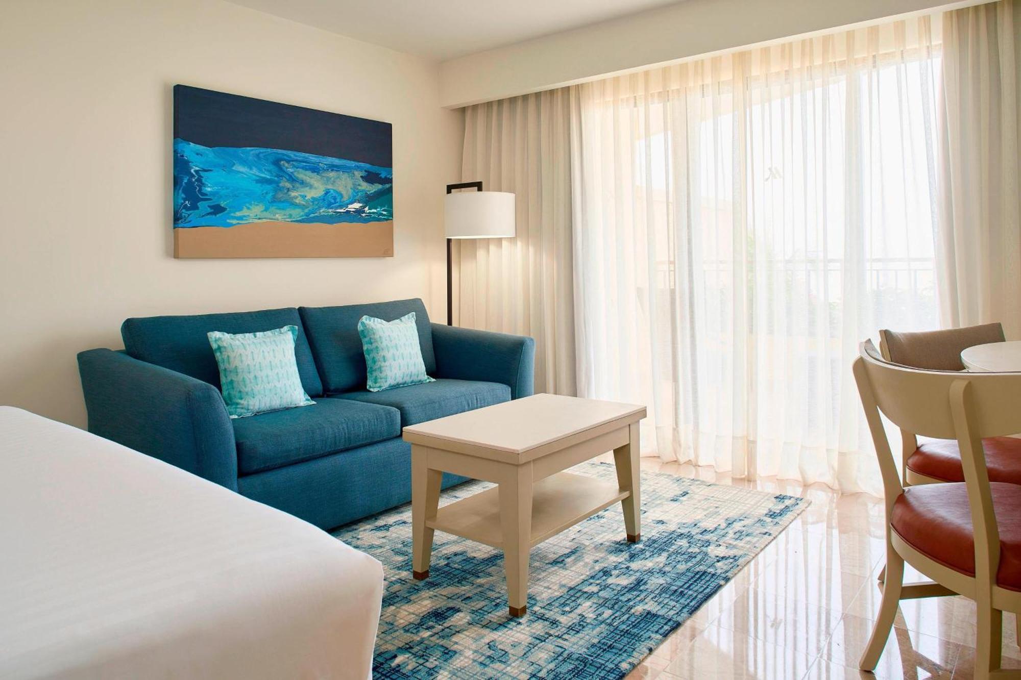Ocean Front View Guest room 1 King